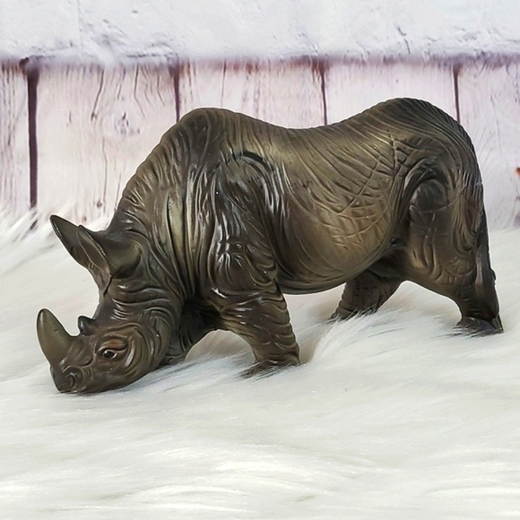 Vintage Textured Realistic Ceramic Rhino Rhinoceros African Wildlife Figurine 8" - Picture 1 of 17